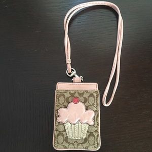 COACH 💞 ID holder 💳 Lanyard Keychain 🔑